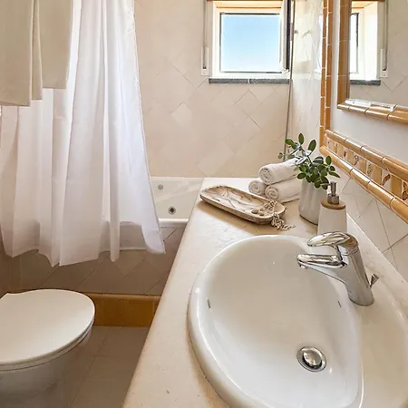 Silverado - Ocean View Rooftop Duplex Apartman